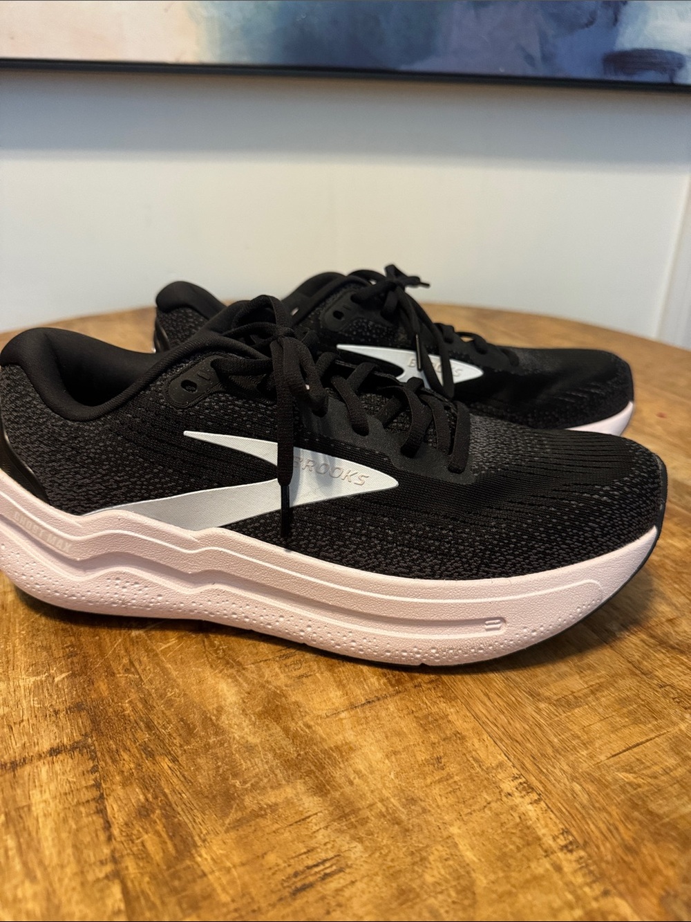 Brooks Women's Ghost Max 2 running shoes in black and white Size 10